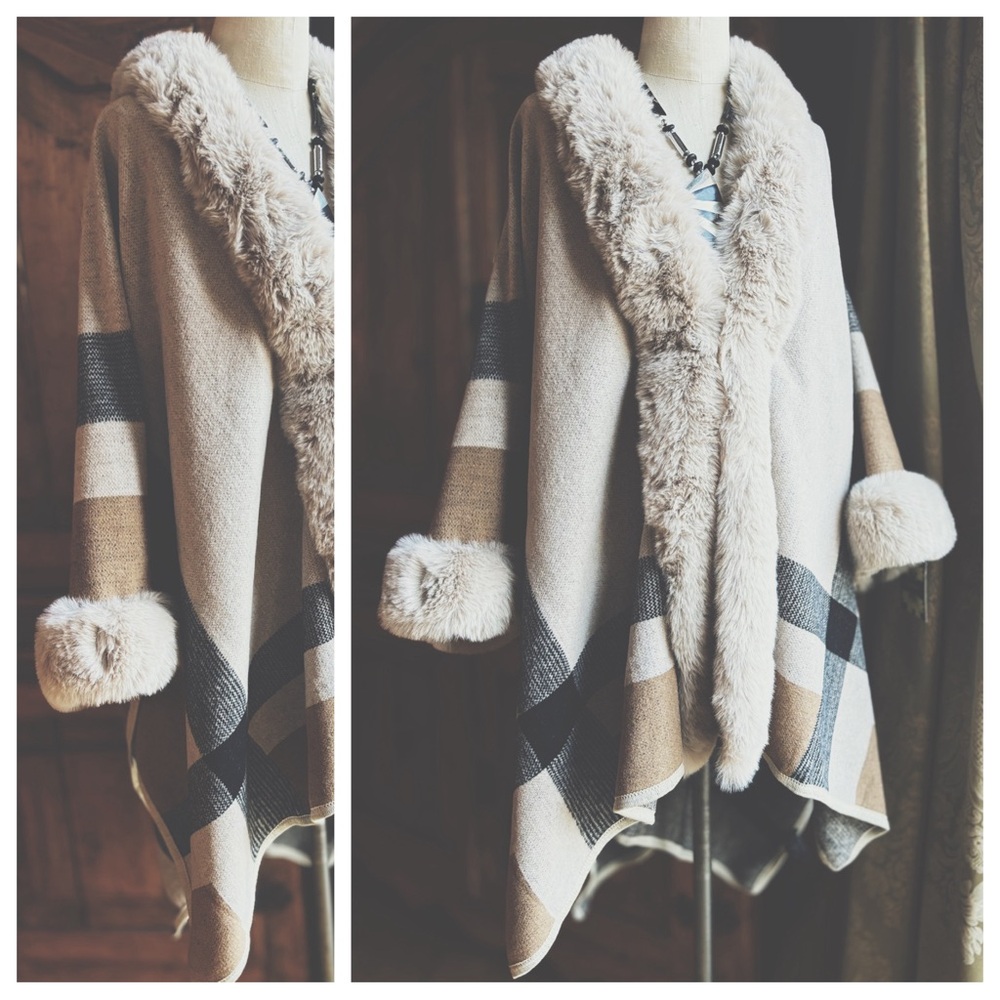 Luxe Faux Fur Trim Plaid Poncho Cape Neutral XL NWT Boutique - Picture 4 of 8
